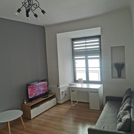 Town Square Apartment Люблин Экстерьер фото